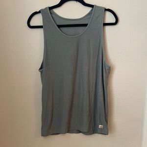Vuori Strato Tech Tank Blue Gray Size M Performance Activewear